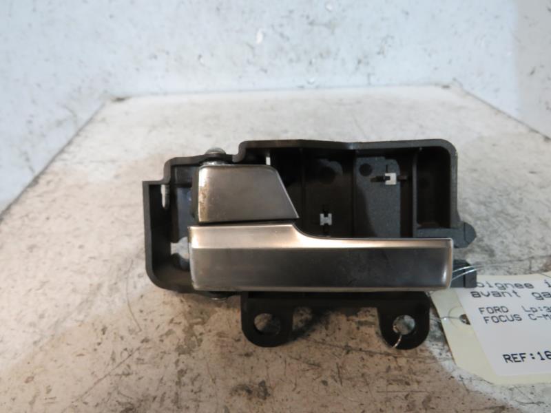 Poignee interieur avant gauche