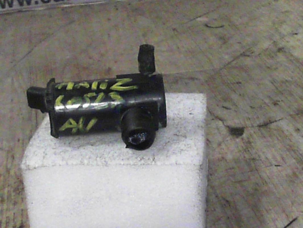 Pompe lave glace avant