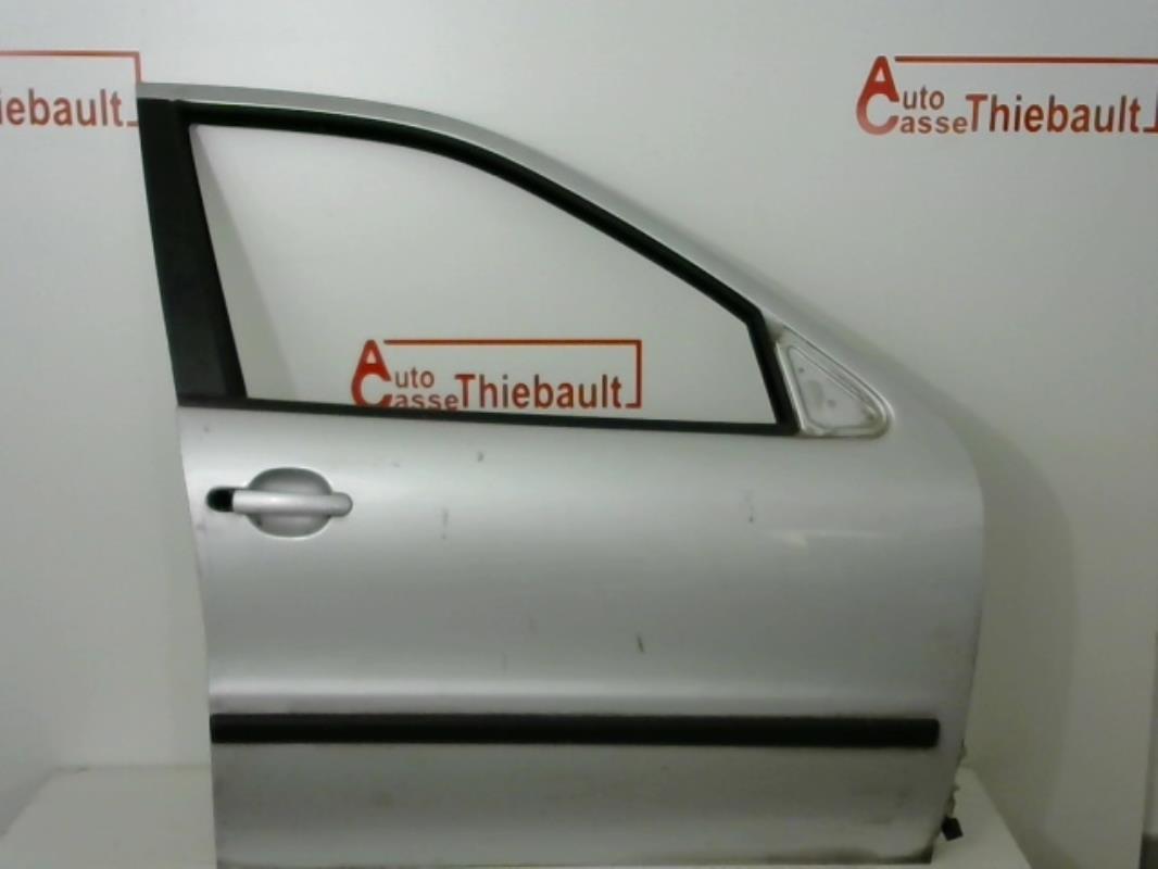 Porte avant droit