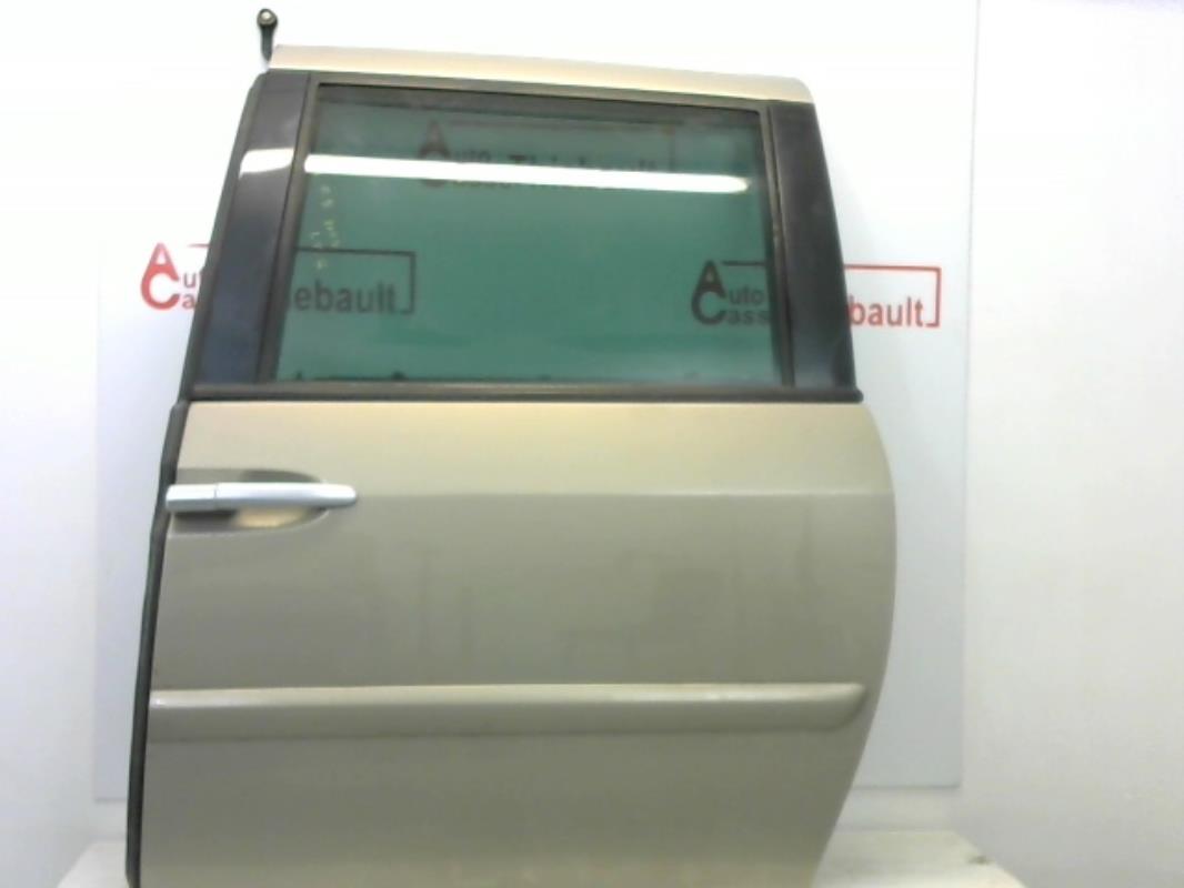 Porte laterale gauche