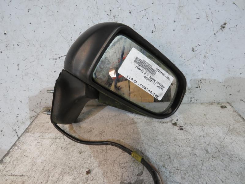 Retrovisor derecho
