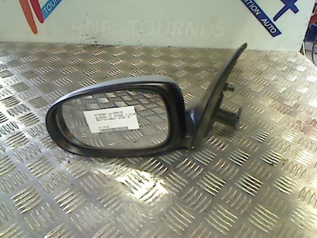Specchietto retrovisore sinistro