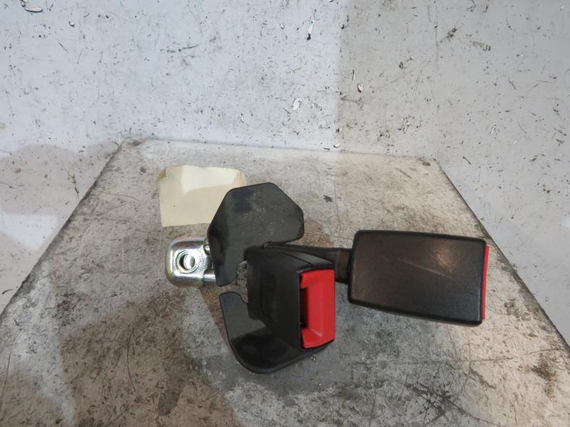 Attache ceinture arriere gauche