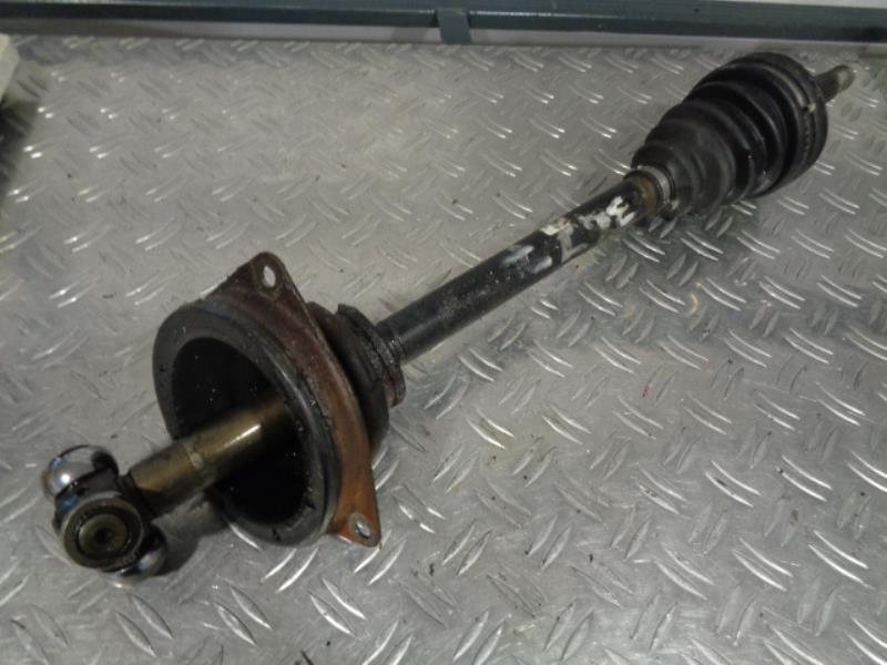 Cardan gauche (transmission)