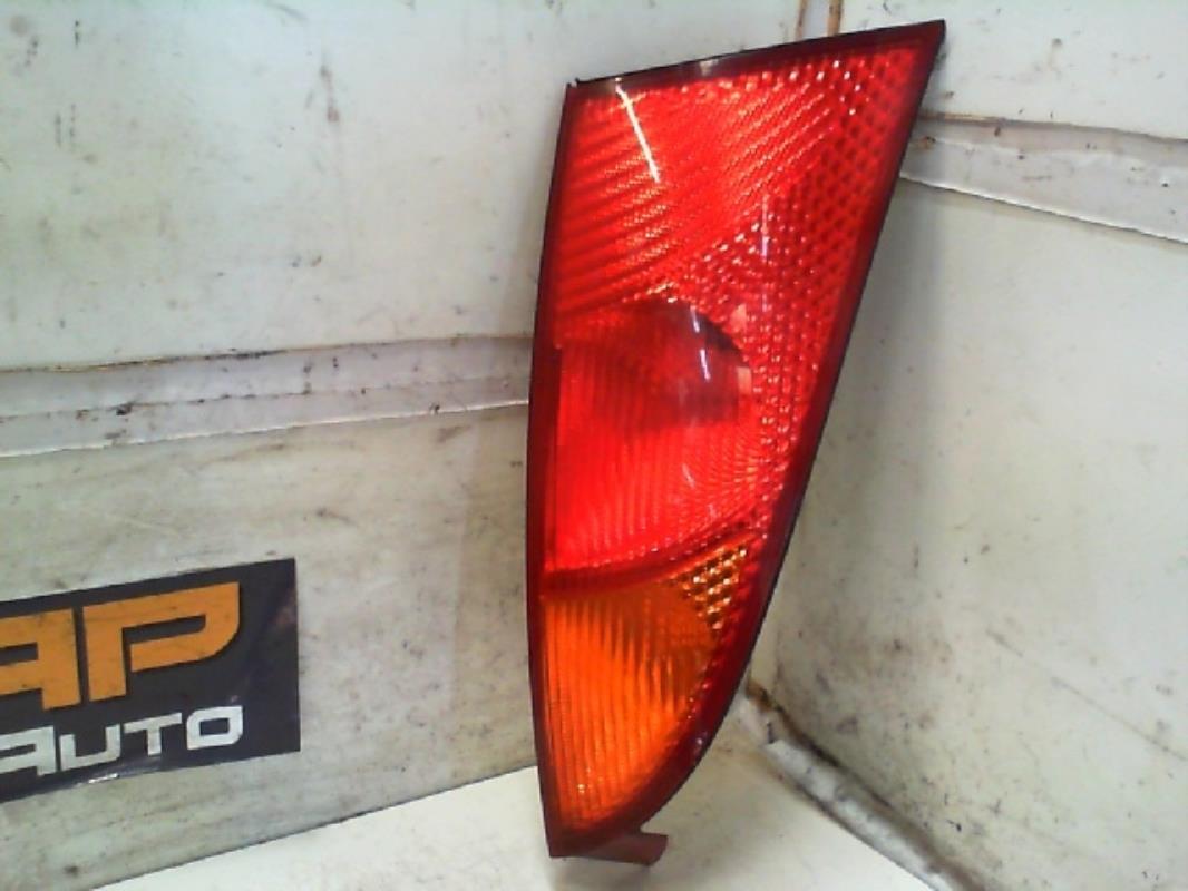 Fanale posteriore principale destro (luci)