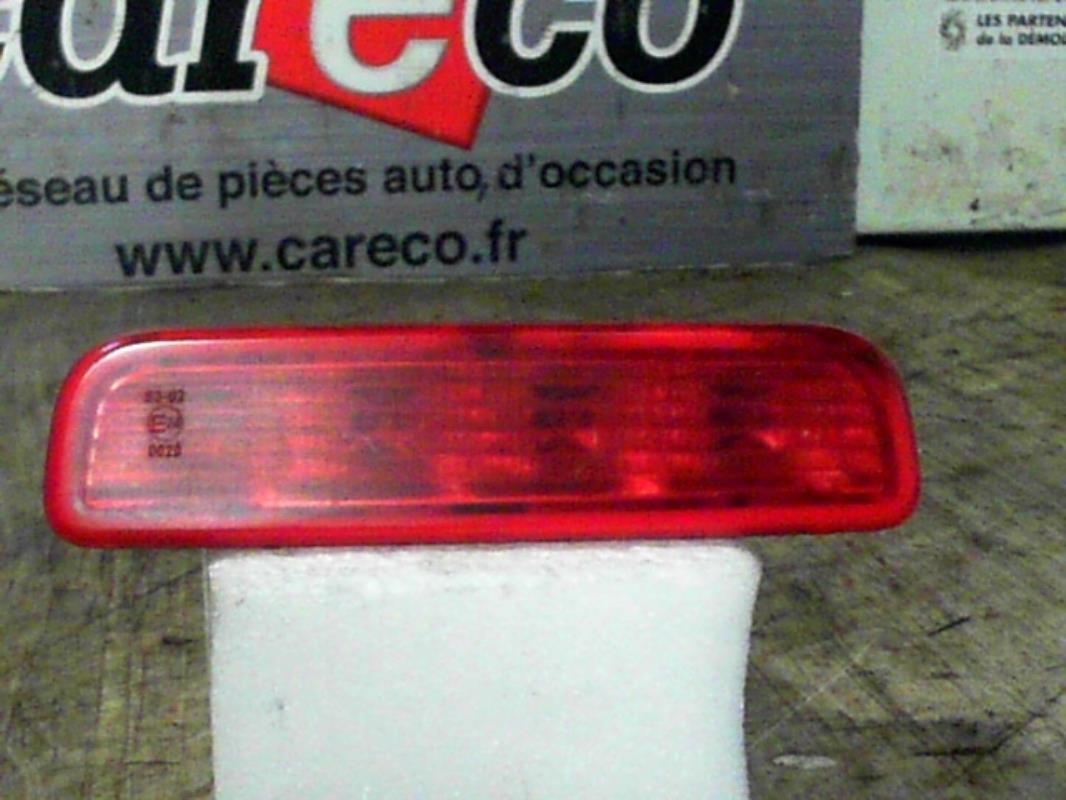Feu arriere stop central