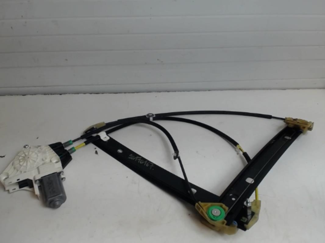 Leve vitre electrique avant droit