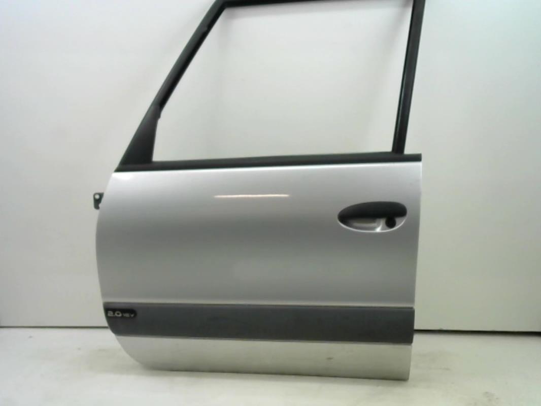 Porte avant gauche