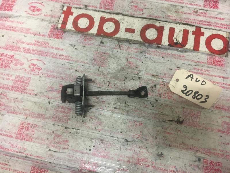 Tirant de porte avant droit