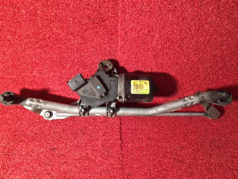 Moteur essuie glace avant