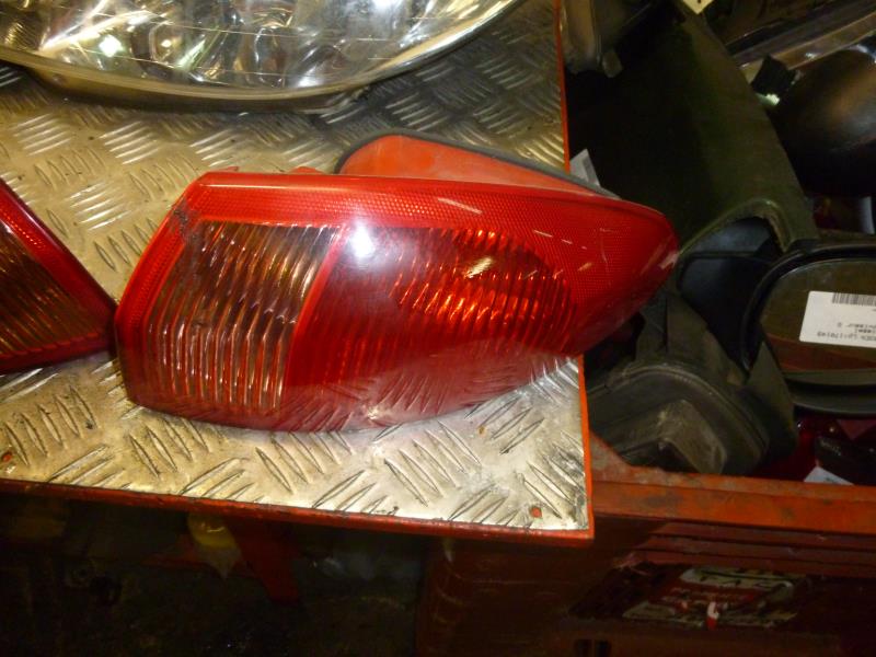 Fanale posteriore principale destro (luci)