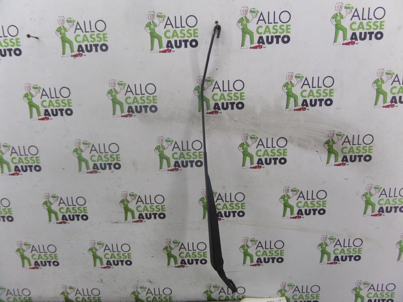 Braccio tergicristallo anteriore destro