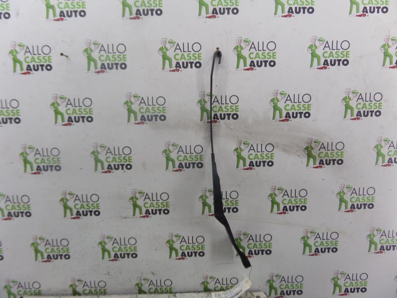 Braccio tergicristallo anteriore sinistro