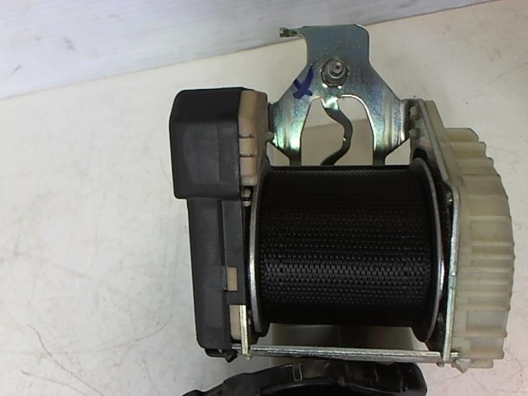 Ceinture avant droit
