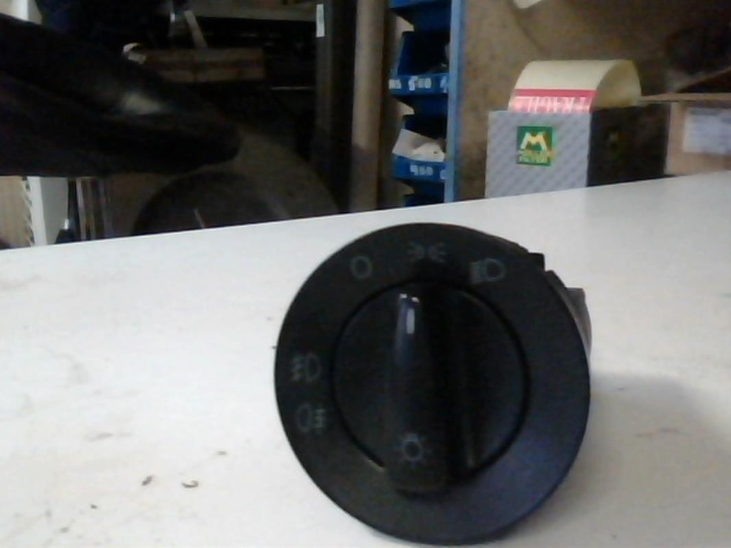 Commande de phare