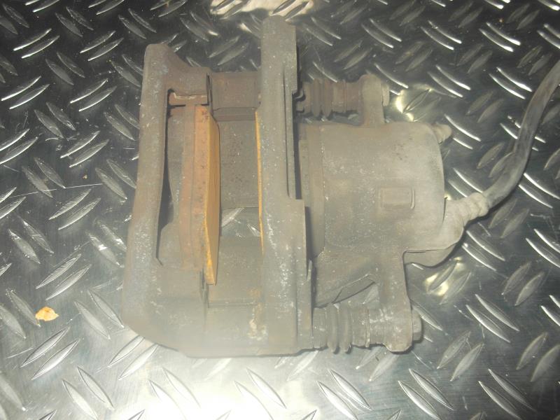 Etrier avant gauche (freinage)