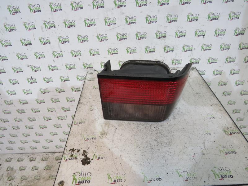 Fanale posteriore principale sinistro (luci)