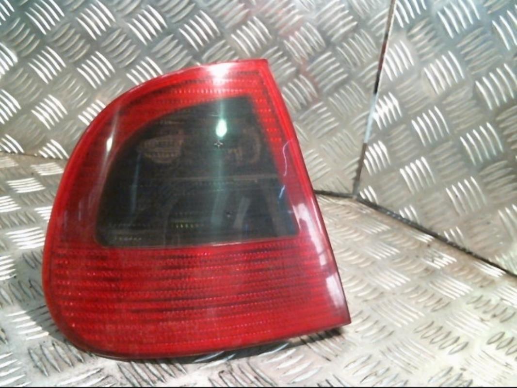 Fanale posteriore principale sinistro (luci)