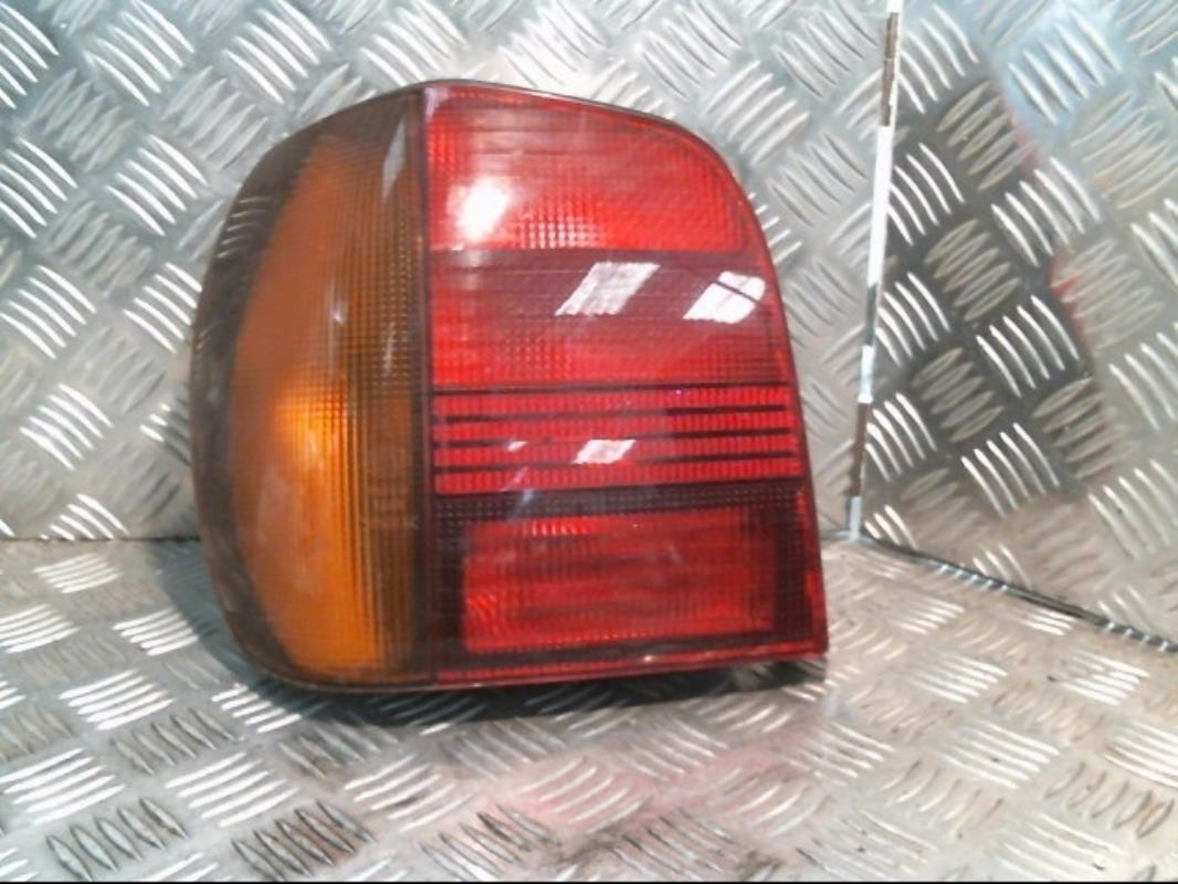 Fanale posteriore principale sinistro (luci)