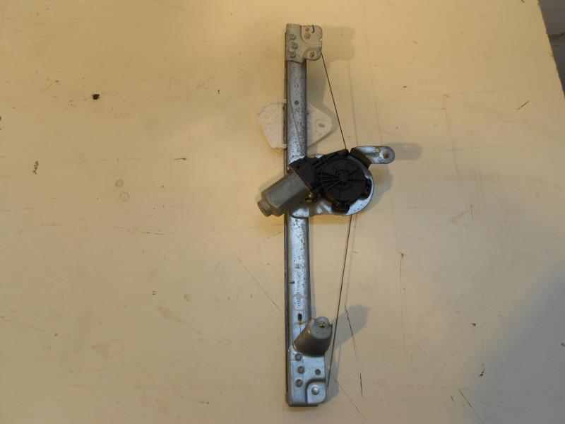 Leve vitre electrique avant droit