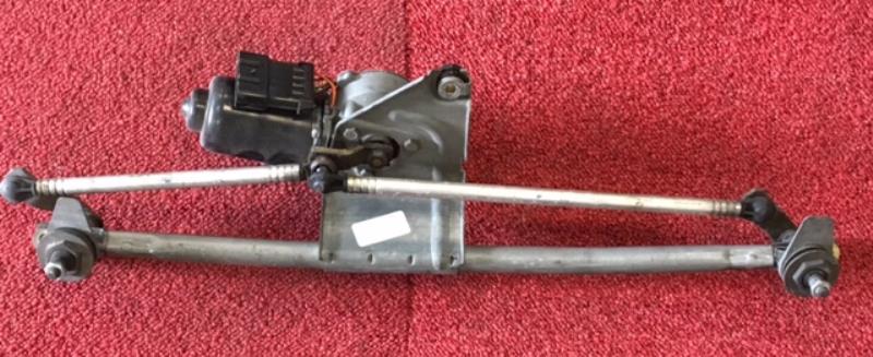Moteur essuie glace avant