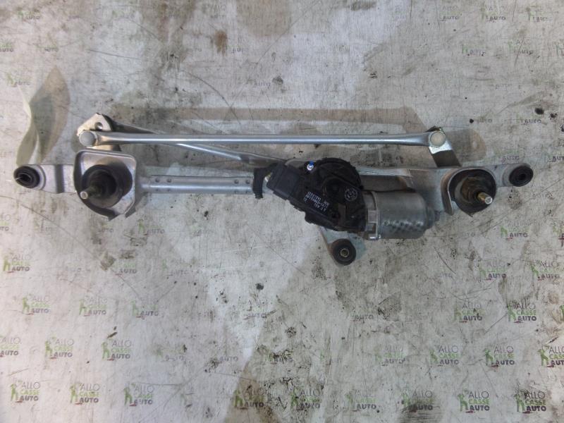 Moteur essuie glace avant