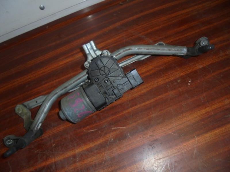 Moteur essuie glace avant