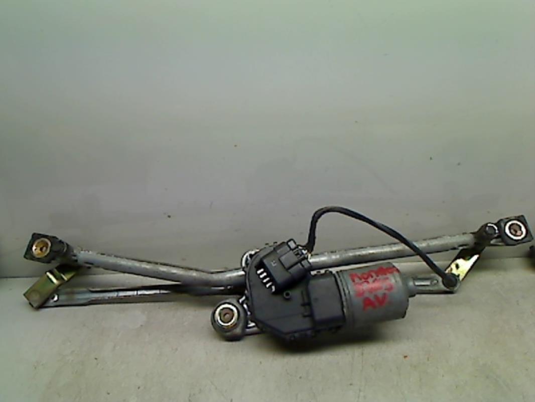 Moteur essuie glace avant