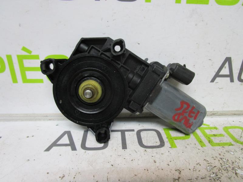 Moteur leve vitre avant droit
