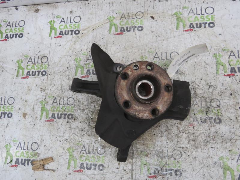 Fuso a snodo anteriore destro