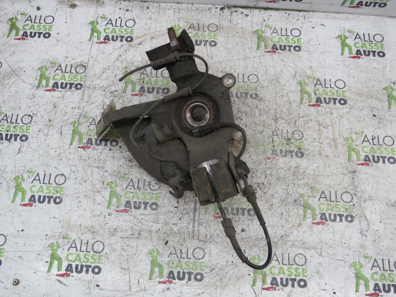 Fuso a snodo anteriore destro