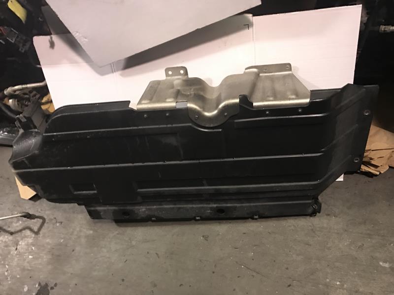 Cache sous moteur