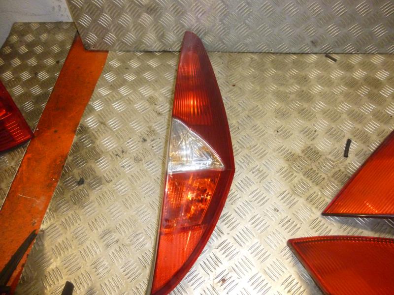 Fanale posteriore principale destro (luci)