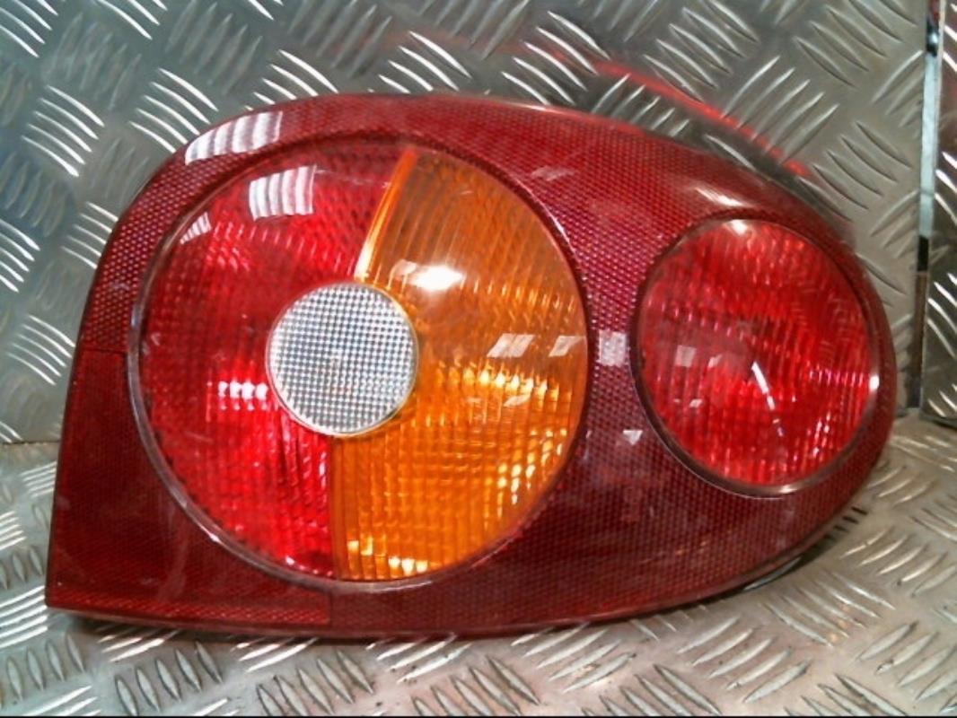 Fanale posteriore principale destro (luci)