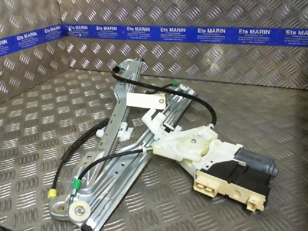 Leve vitre electrique avant droit