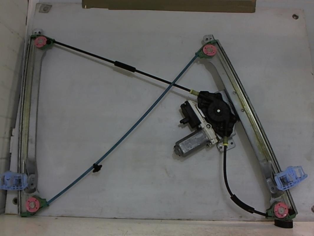Leve vitre electrique avant droit