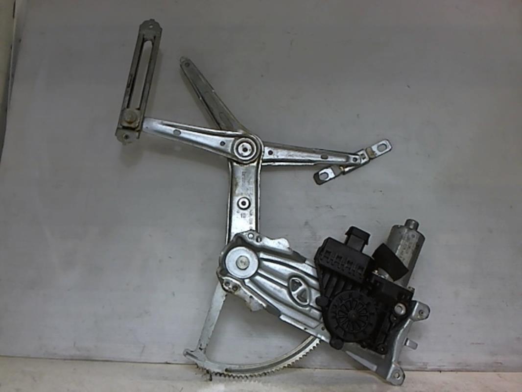 Leve vitre electrique avant droit