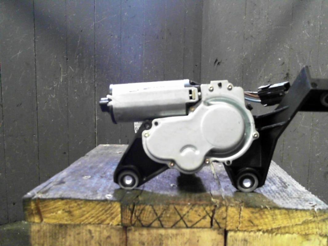 Moteur essuie glace arriere