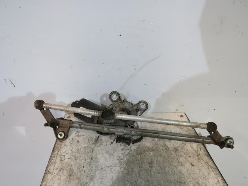 Moteur essuie glace avant
