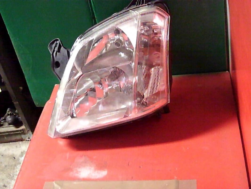 Gruppo ottico anteriore principale sinistro (luci)(faro)