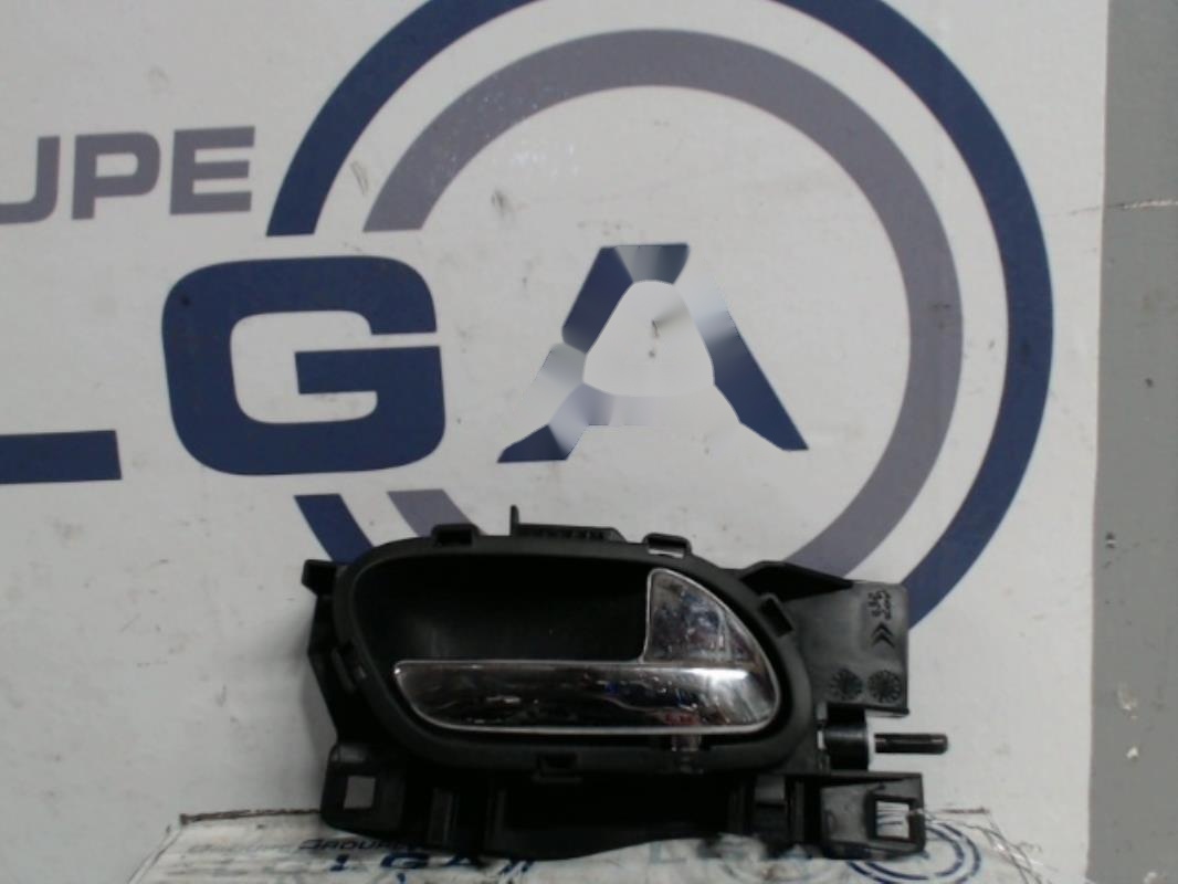 Poignee interieur avant gauche