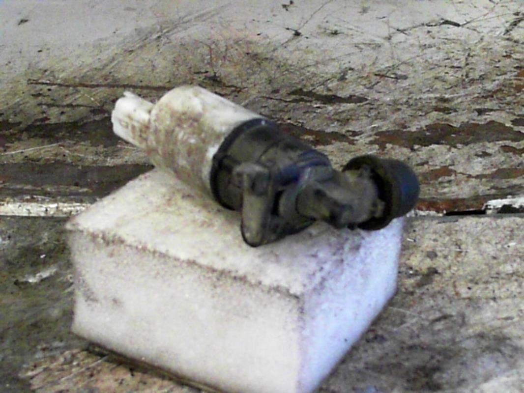 Pompe lave glace avant