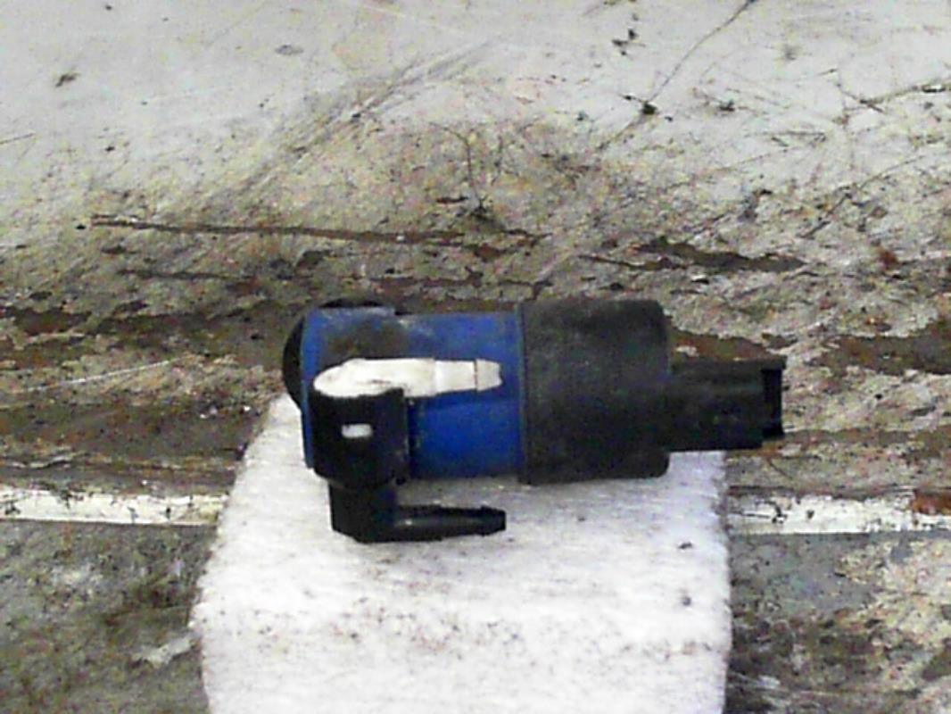 Pompe lave glace avant