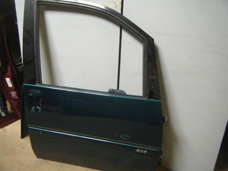 Porte avant droit