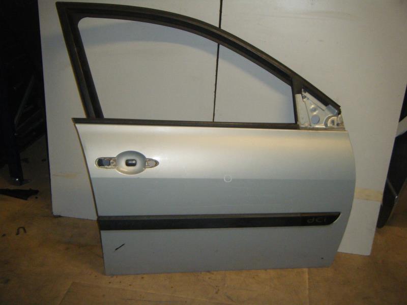 Porte avant droit