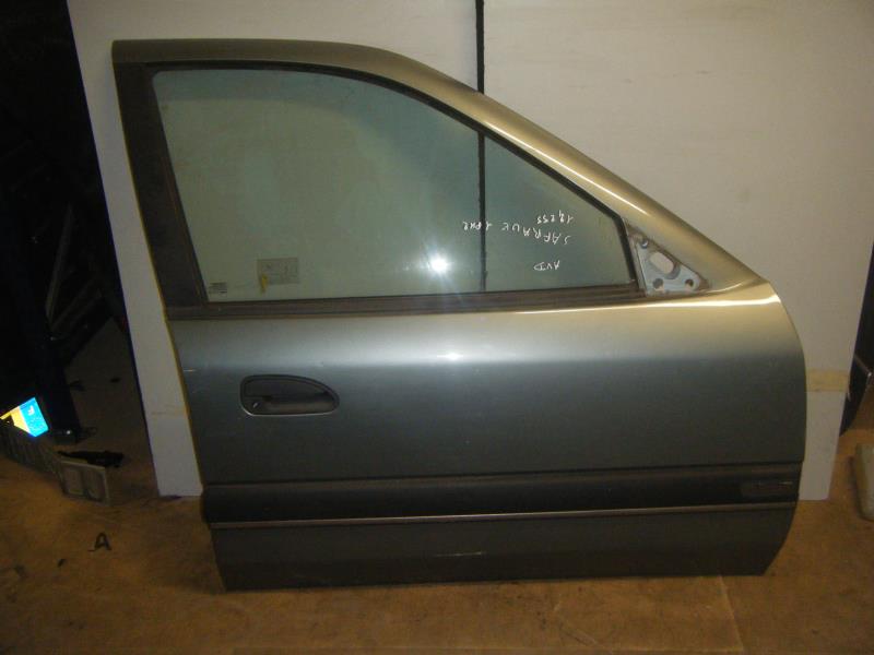 Porte avant droit