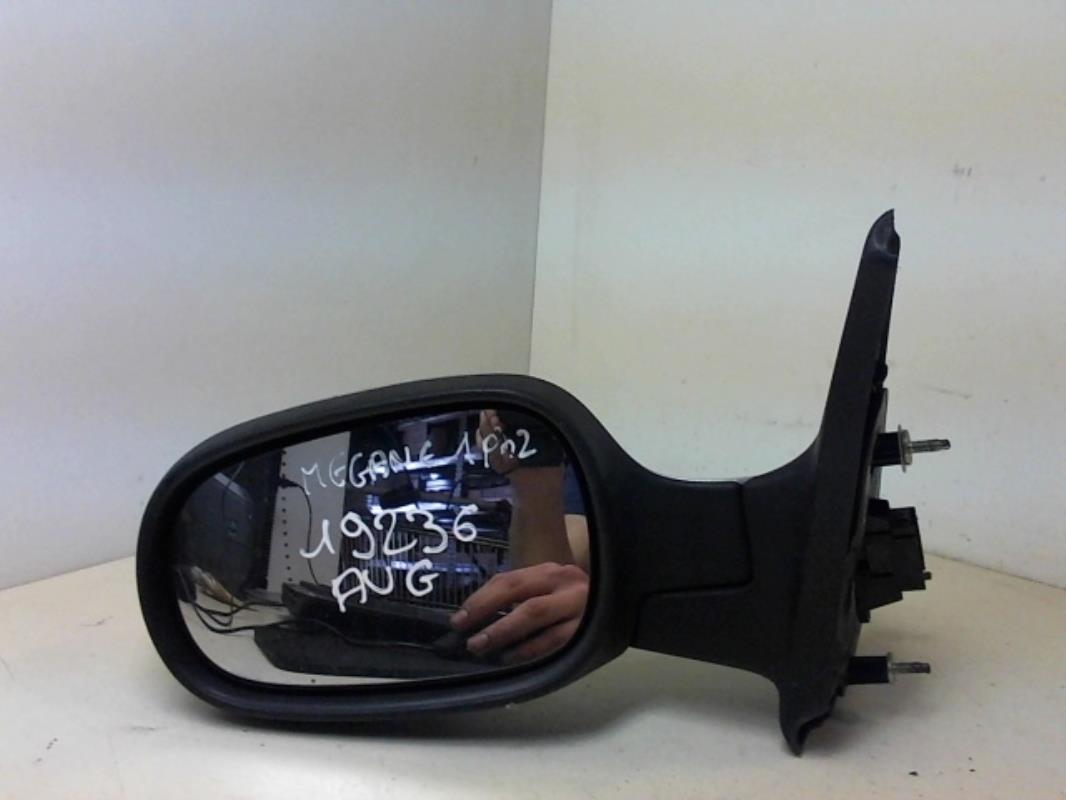 Retrovisor izquierdo