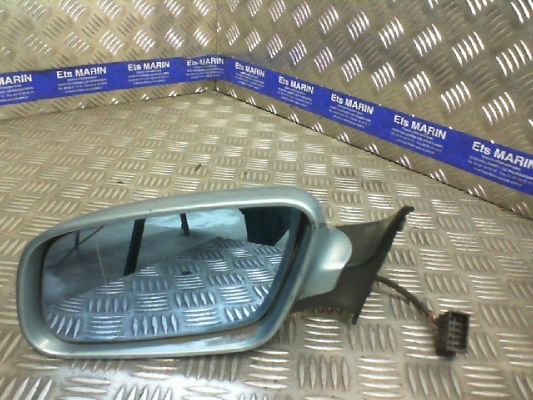 Retrovisor izquierdo