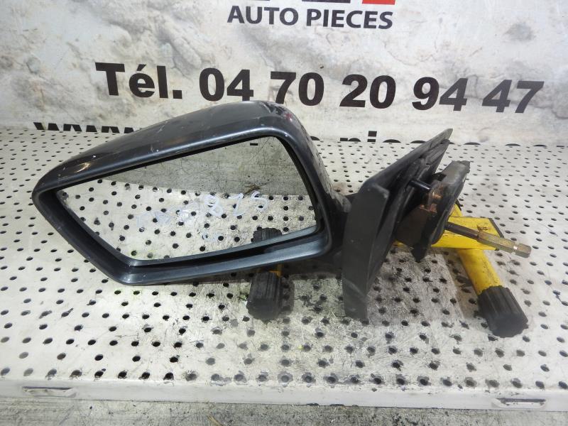 Retrovisor izquierdo