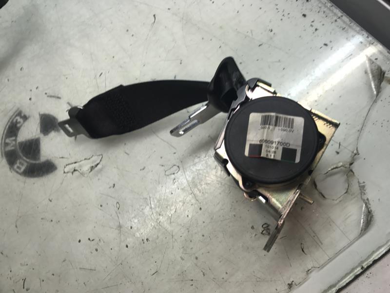 Ceinture arriere centrale